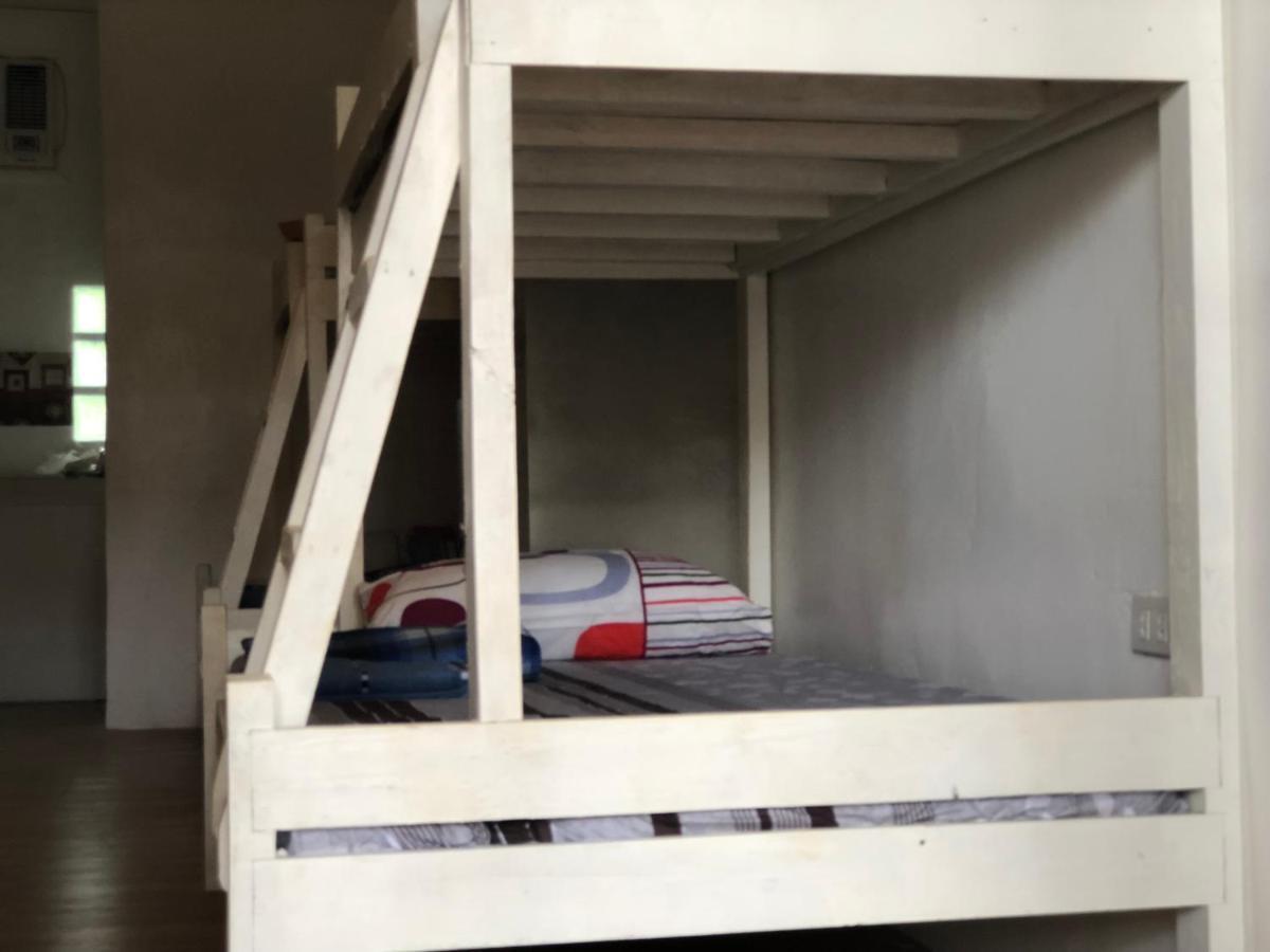 Alesseo Hostel Tiniguiban Eksteriør billede