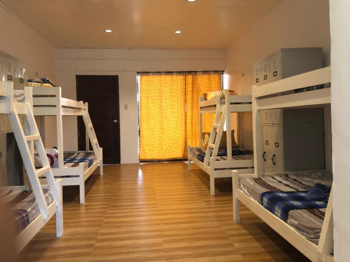 Alesseo Hostel Tiniguiban Eksteriør billede