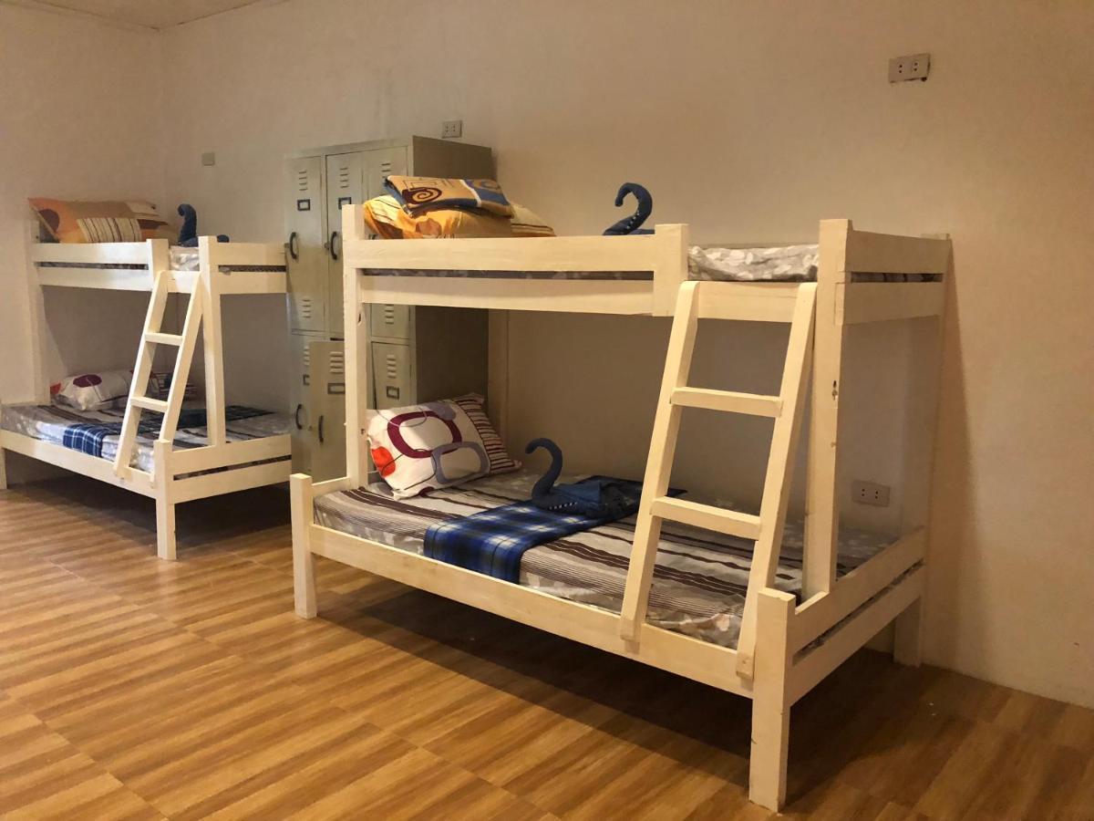 Alesseo Hostel Tiniguiban Eksteriør billede